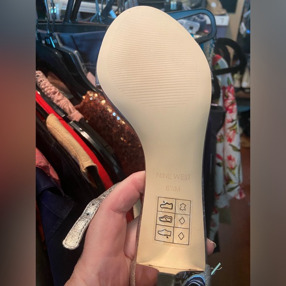 Nine West Pewter Heels - Picture 4 of 5